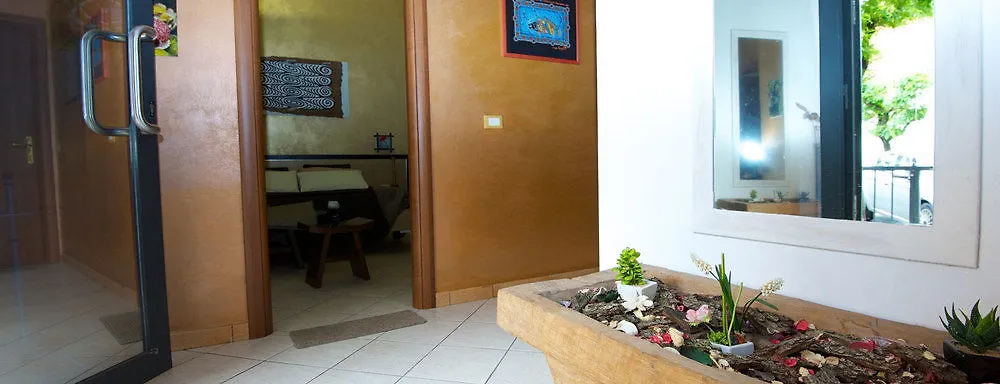 Guesthouse Il Gong Rzym 2*,  Włochy